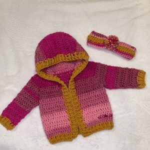 HAND MADE MASTERPIECES hats scarves sweaters infant sets u name it I crochetit😊